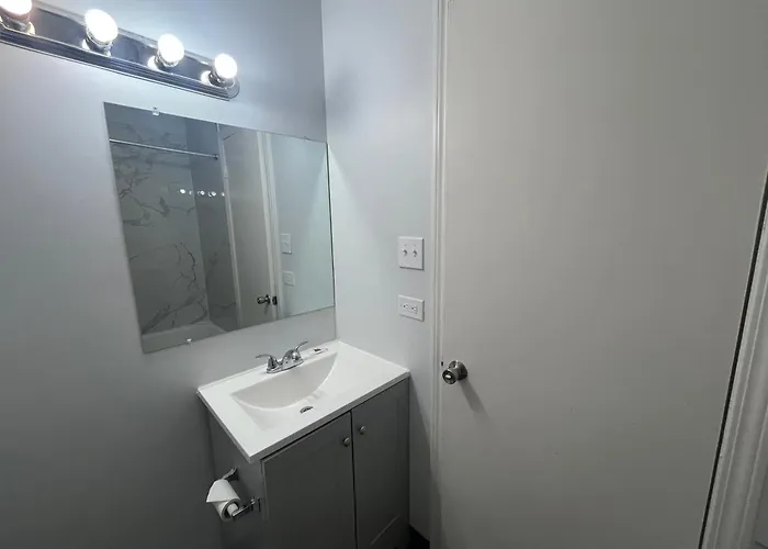 6 Chicago, Il - Halsted Hotel 2*